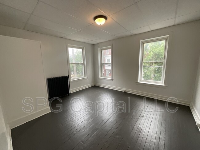 Photo - 120 S Hartley St