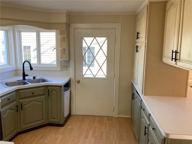 Photo - 7279 Heath Markham Rd