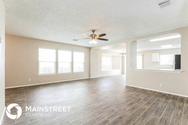 Photo - 8011 Chestnut Barr Dr