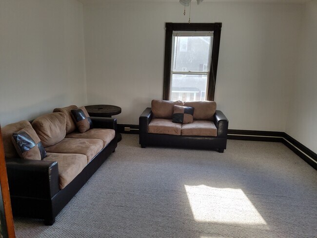 Photo - 198 Alsace St Unidad 2