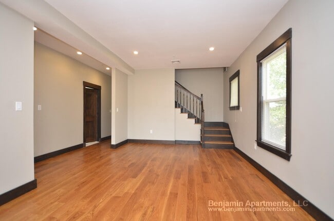 Photo - 46 Creighton St Unidad 3