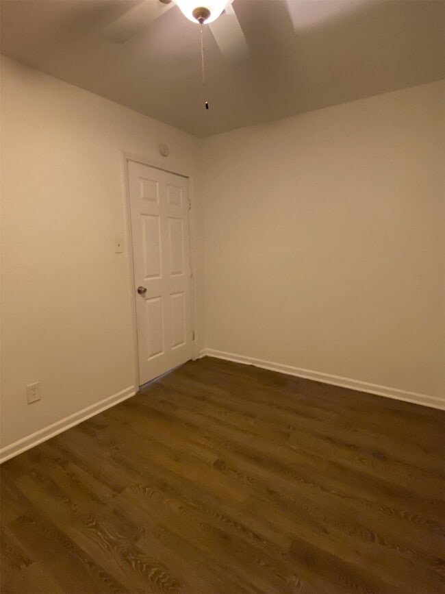 Photo - 5523 Avenue O 1/2