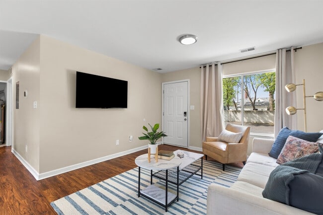 Photo - 18451 Sharon Ln Unit ID1032337P