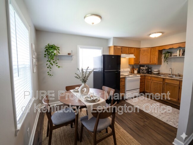 Photo - 444 Schenkel Ln Unit 1