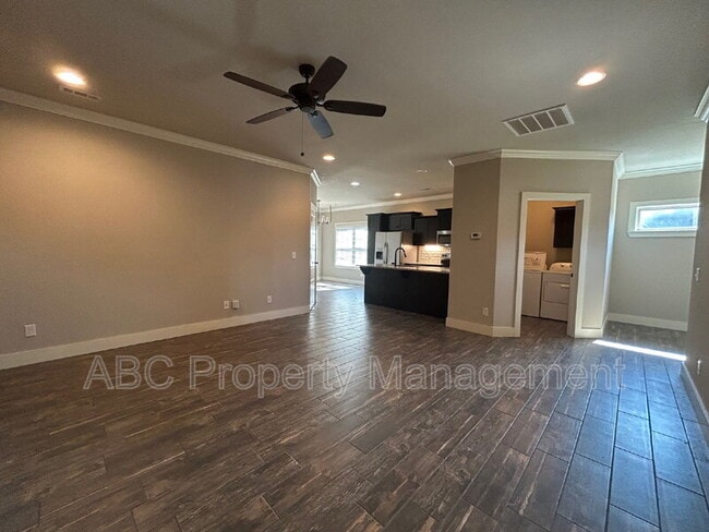 Photo - 3100 SW Warberry Ave