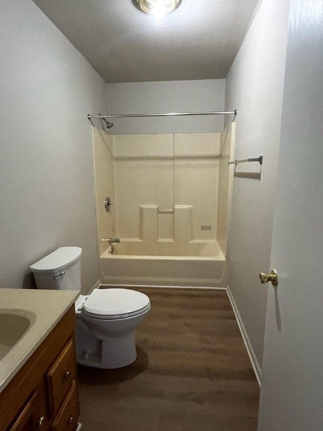 Photo - 3355 Whitehall Rd Unit 3355