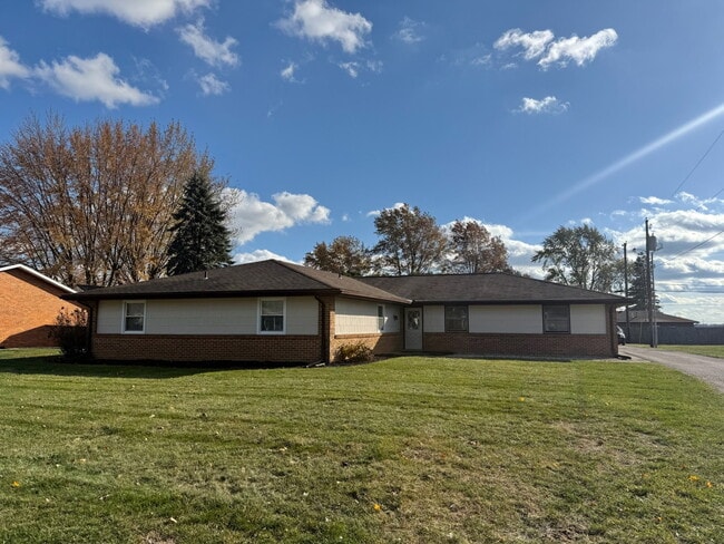 Building Photo - 4125 Odema Dr Unit C