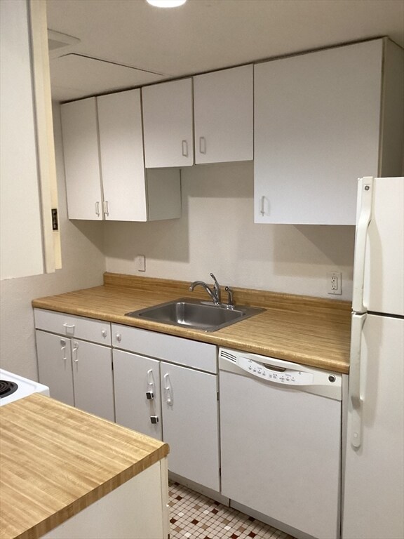 Photo - 99 Broadway St Apartment Unit 2