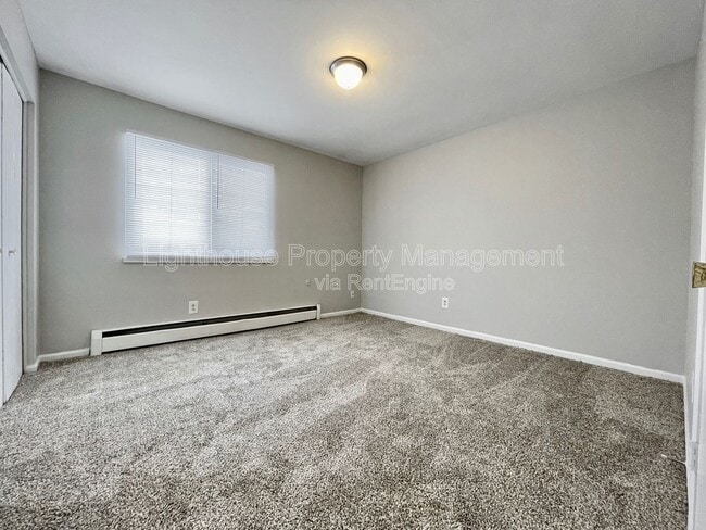 Photo - 2855 Taft Ave SW Unit 5