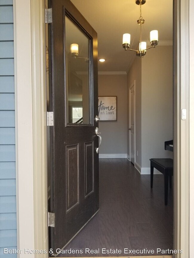 Photo - 4 br, 2.5 bath House - 249 Caroleton Dr.