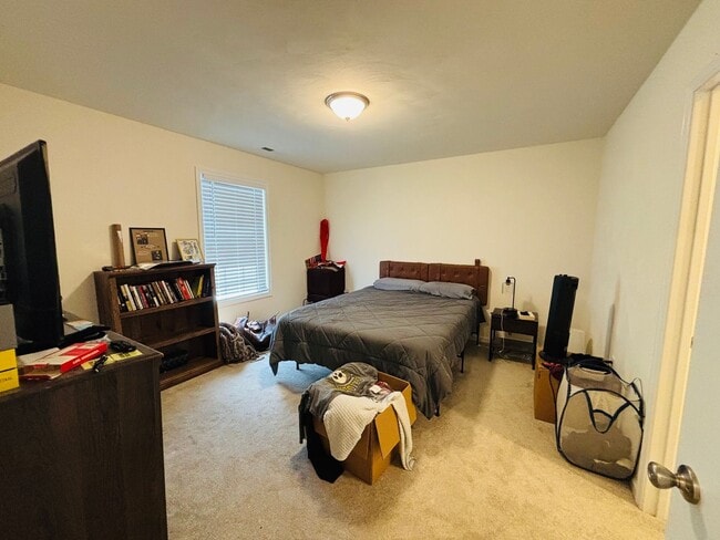 Photo - 158 Prairie View Ln
