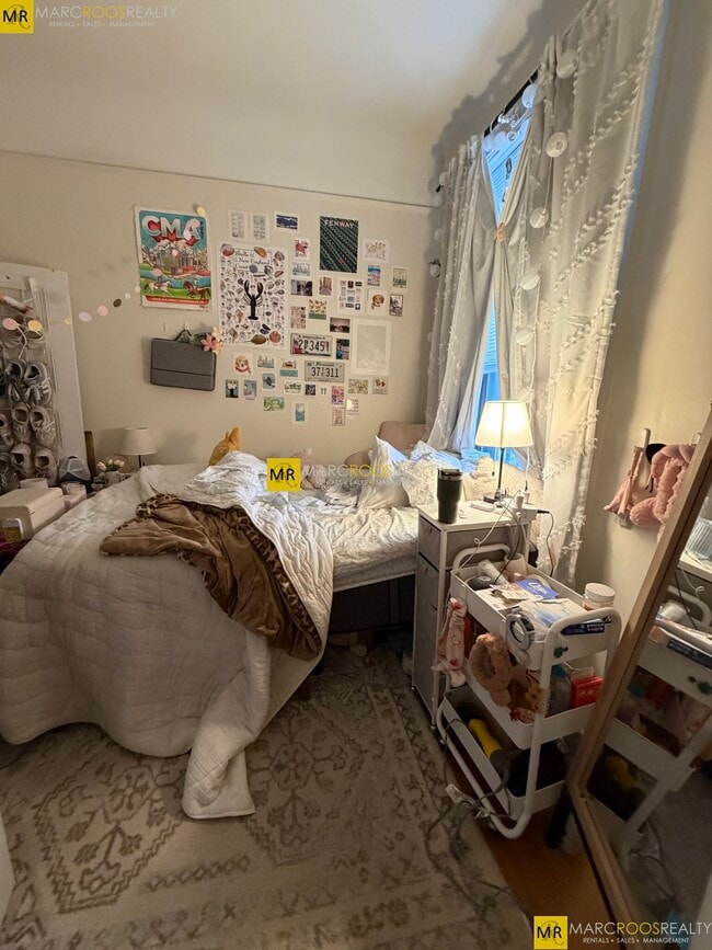 Photo - 456 Beacon St Unit 3