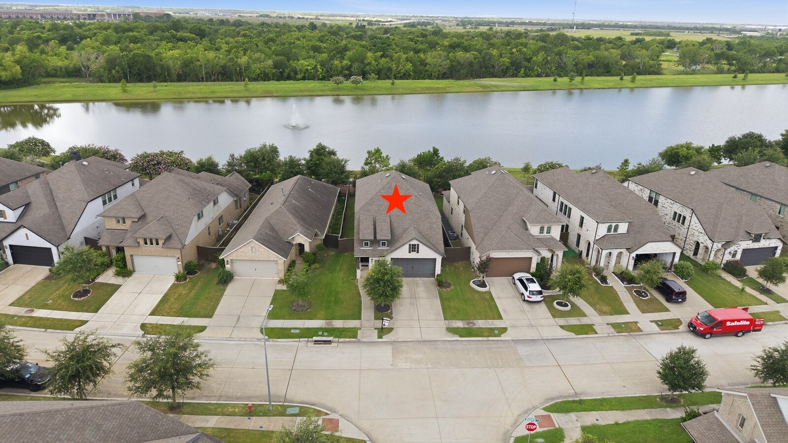 Photo - 10602 Wagner St