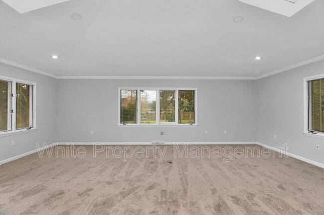 Photo - 1116 Reverdy Ln