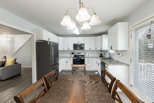 Photo - 3925 Quillmark Ct