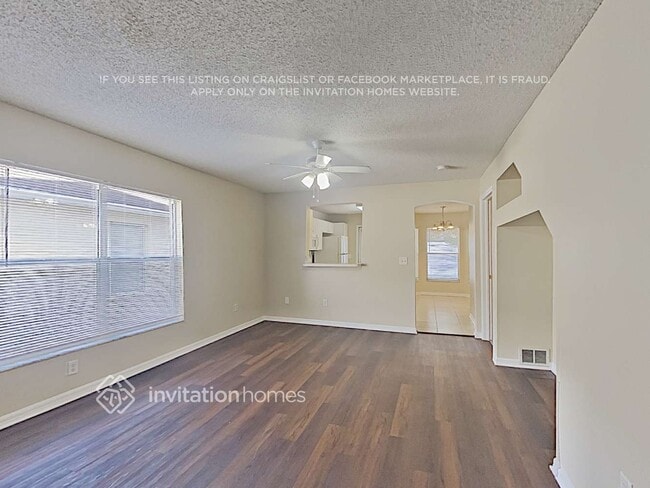 28537 Seashell Ct