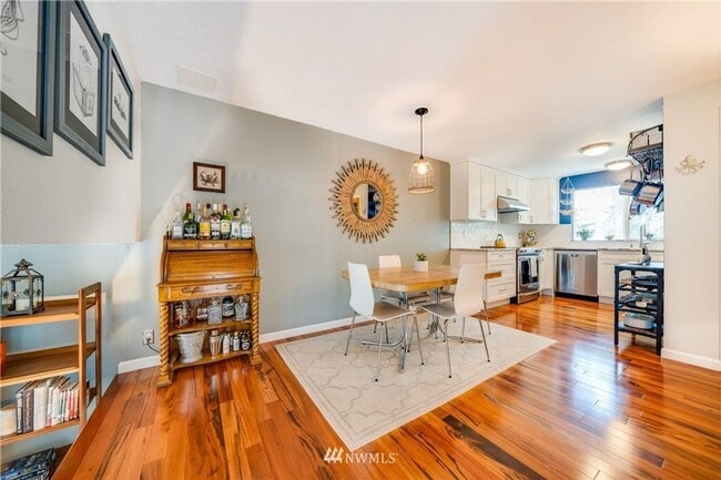 Photo - Beautifully Remodeled 2 bed/1.5 Bath Townh...