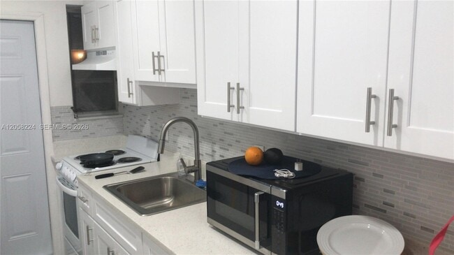 1019 NE 17th Terrace Unit 1