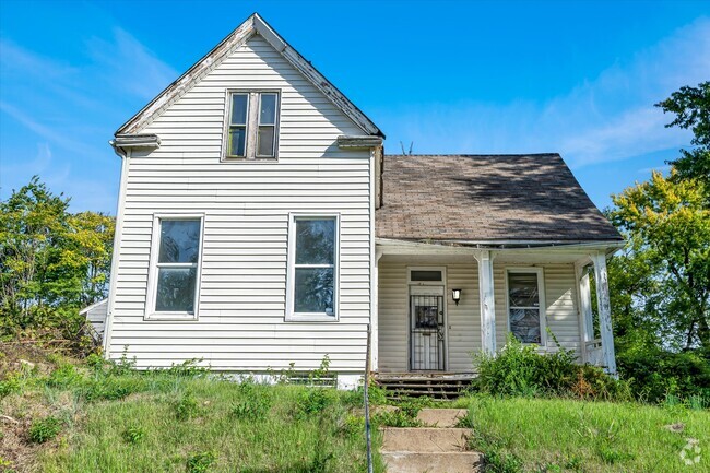 Building Photo - 1041 Garth Ave Rental