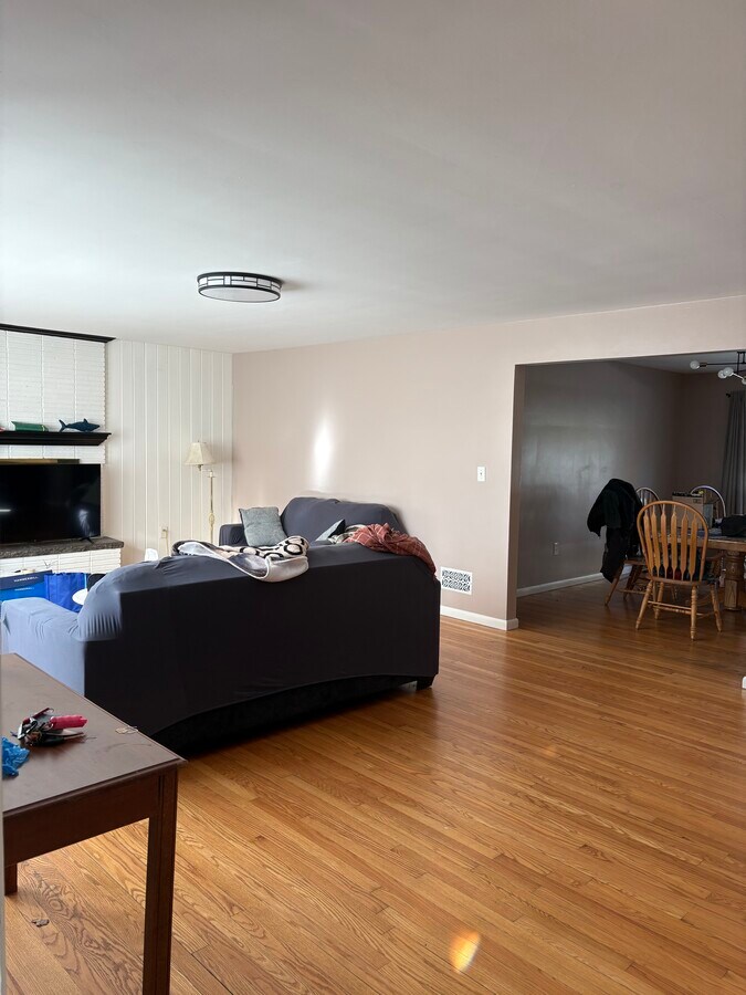 Photo - 168 Spear St