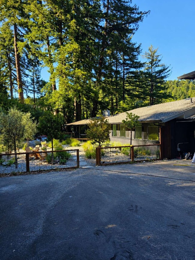 Photo - OPEN HOUSE Sat. 6/27 from 2-3PM and Sun. 12-1PM Breathtaking Home offers flexible living with bon... Unidad A
