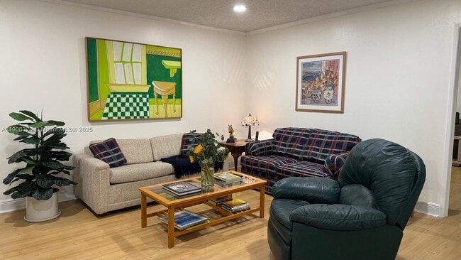 Photo - 927 NW 106th Ave Cir