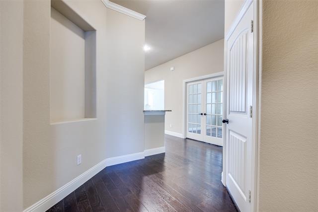 Photo - 309 Harcourt Ave