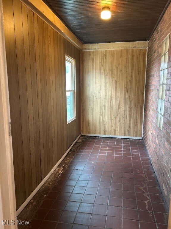 Photo - 106 Columbus Way