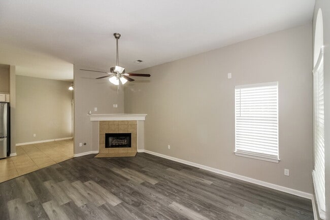 Photo - 8280 Dexter Ridge Cove E