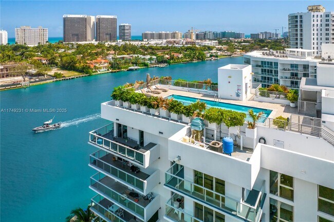 Photo - 9901 E Bay Harbor Dr Condo Unit 301-302