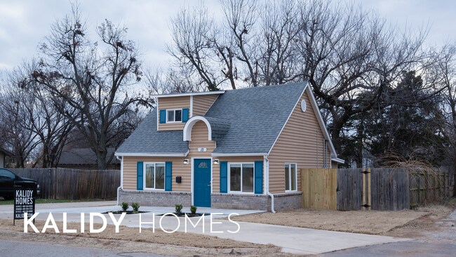 Photo - 15 S Walnut St