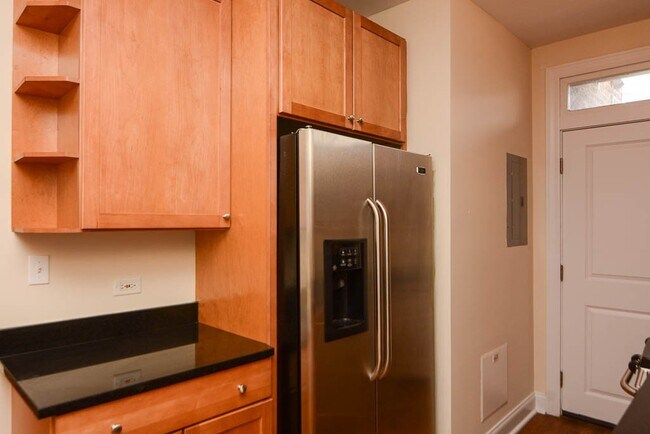 Photo - 728 W Addison St Unit N3