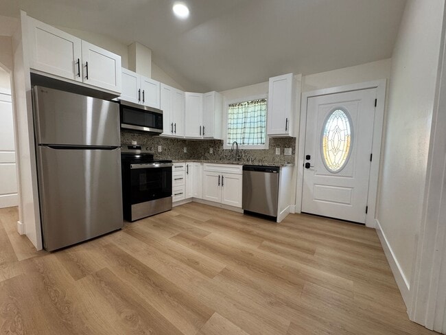 Photo - 1665 Chris Ln Unit Chris Lane 1665 ADU (Lease Break)