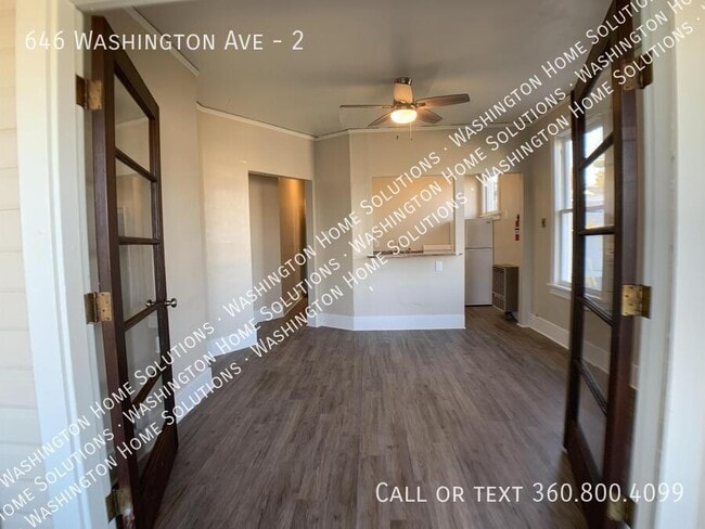 Building Photo - 646 Washington Ave Unit 2 Rental
