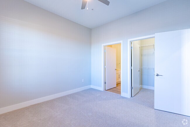 Annadale- 1BR, 1BA