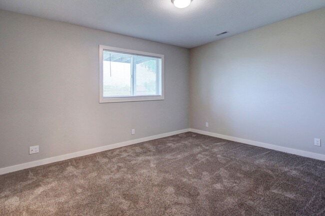 Photo - Spacious 2 Bed/2 Bath Condo in Prime Location Unit 298