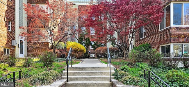 Photo - 5405 9th St NW Unidad 306