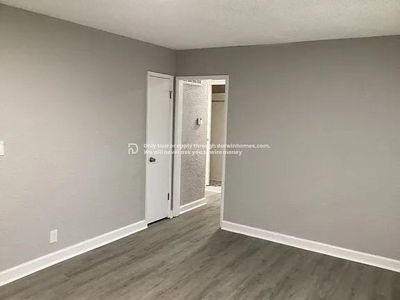 Photo - 4806 E 45th St