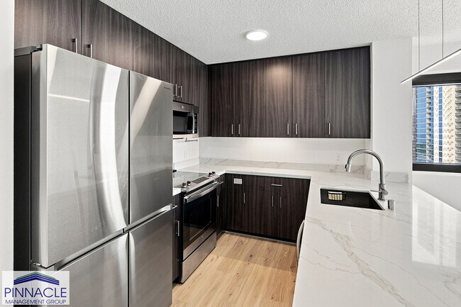 Photo - 615 Keawe St