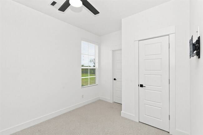 Photo - 2908 Stevens St