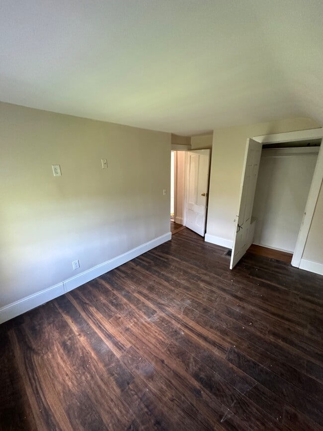 Photo - 161 Walnut St