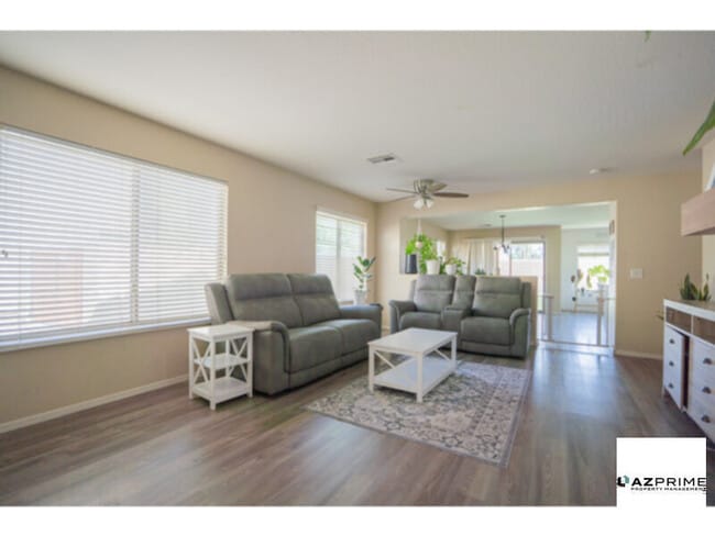 Photo - Fall in love with this charming 3/2 rental home in a peaceful and well-kept neighborhood in the West