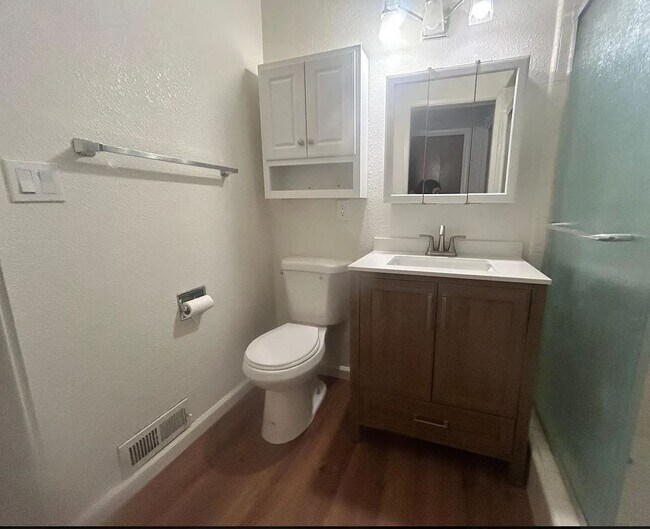 Photo - 7312 S Land Park Dr