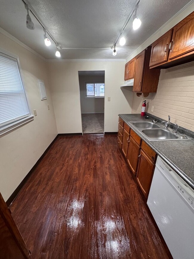 Photo - 127 N Roanoke Ave