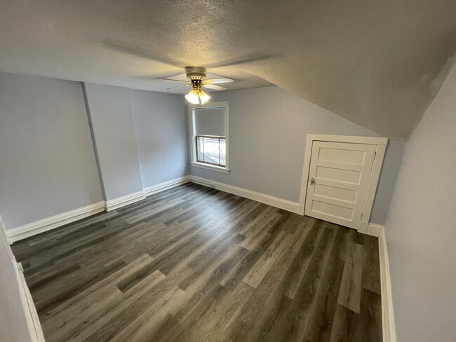 Photo - 961 87th Ave W