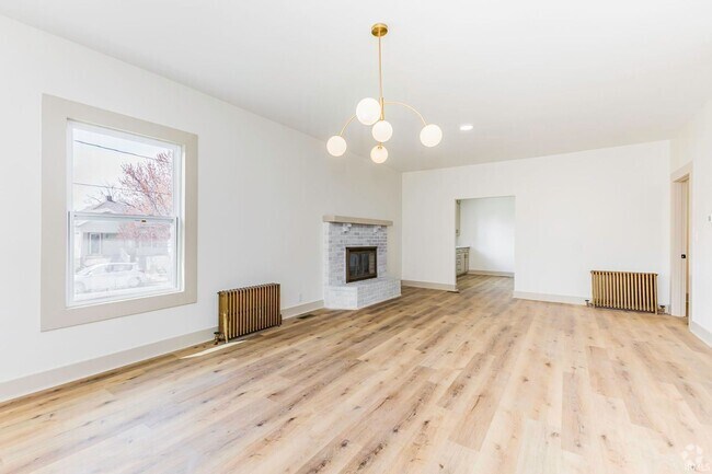 Building Photo - 400 E Highland Ave Unit 1 Rental