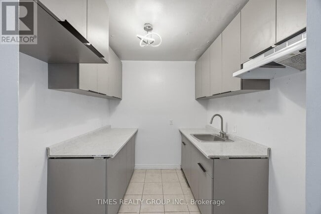 Photo - 212 Brock St Unit 903
