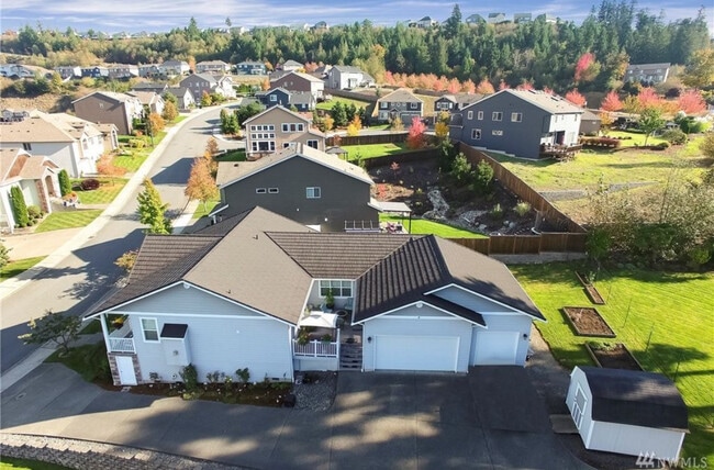 Photo - 17111-17111 111th St E