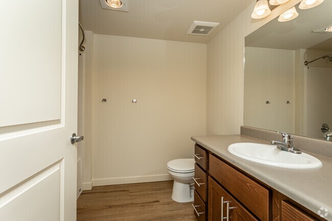 Copper Gate Apartments - Auburn, WA | ForRent.com