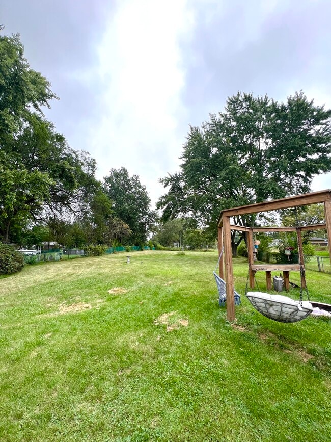 Photo - 10625 Porter St